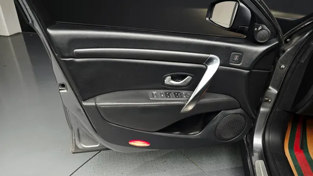 Renault SM7
