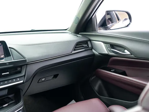 Cadillac CT4