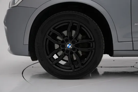 BMW BMW