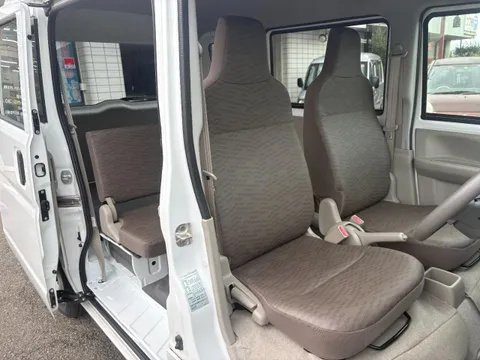 Mitsubishi Minicab Van