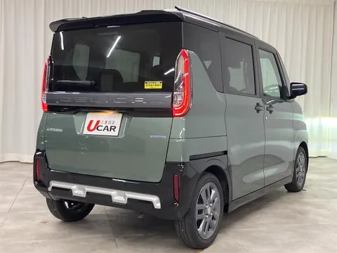 Mitsubishi Delica Mini