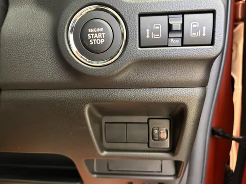 Suzuki Spacia