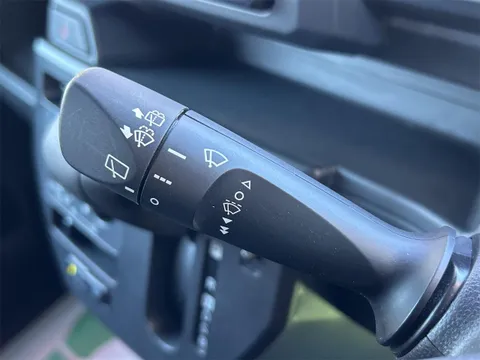 Toyota Pixis Mega