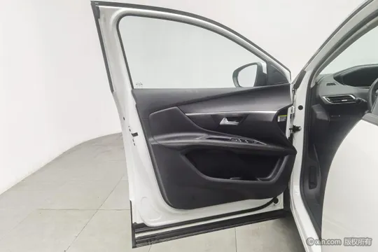 Peugeot 4008