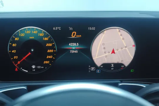 Mercedes-Benz Mercedes-Benz GLB