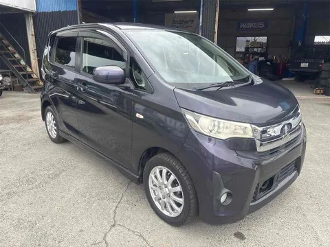 Mitsubishi eK Custom