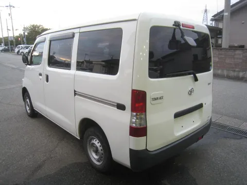 Toyota TownAce Van