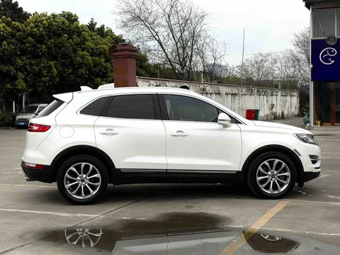 Lincoln MKC