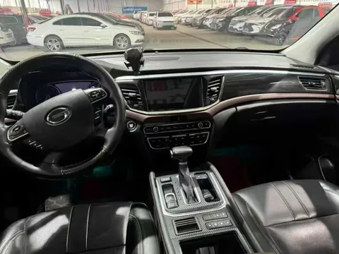Gac GS8