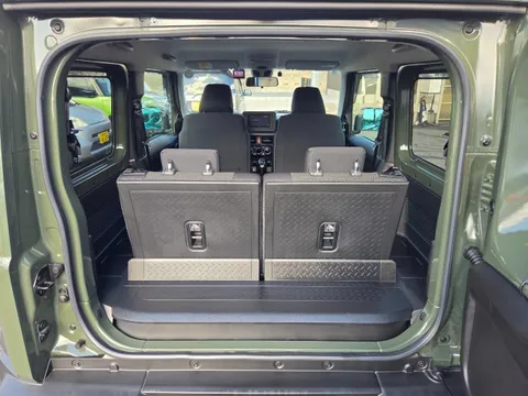 Suzuki Jimny Sierra