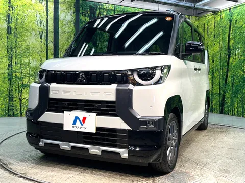 Mitsubishi Delica Mini