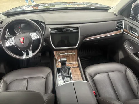Roewe RX8