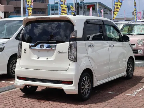 Honda N-WGN Custom