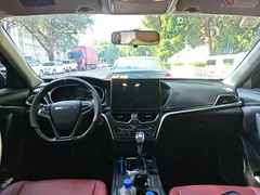 Venucia T90