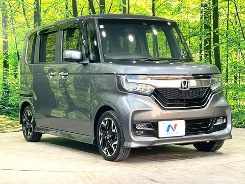 Honda N-BOX Custom