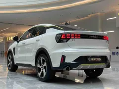 Lynk & Co 05