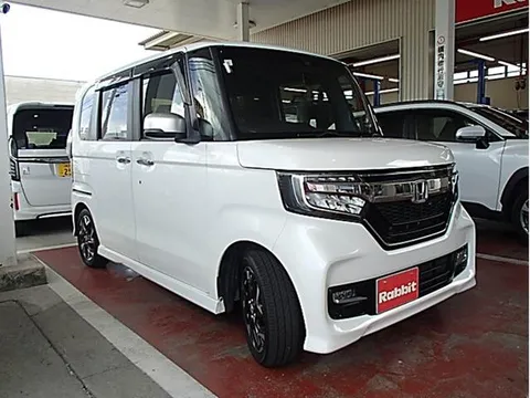 Honda N-BOX Custom