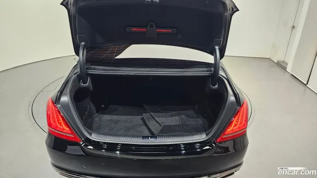 Genesis G90 (EQ900)