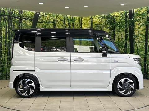 Suzuki Spacia Custom