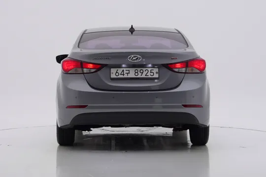 Hyundai Elantra (Avante)