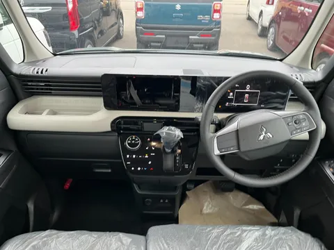 Mitsubishi Delica Mini