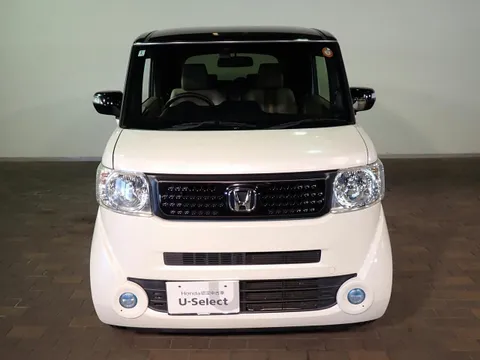 Honda N-BOX Slash