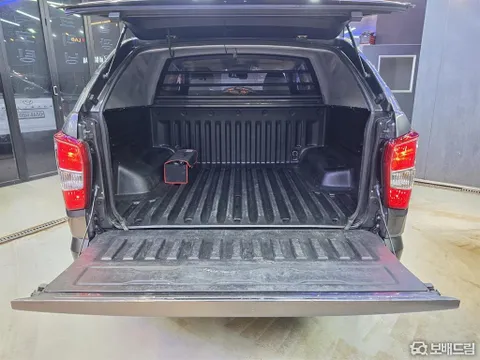 SsangYong Rexton Sports