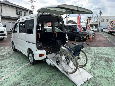 Daihatsu Atrai Wagon
