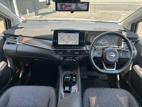 Nissan Note Aura