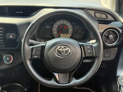 Toyota Yaris (Vitz)