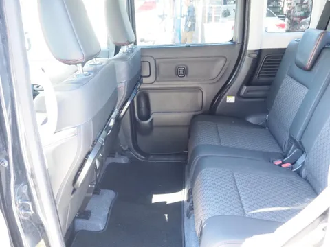 Suzuki Spacia Custom