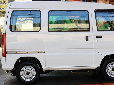 Subaru Sambar Van
