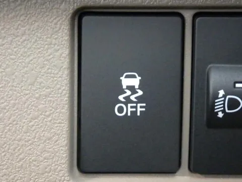 Honda N-BOX Joy