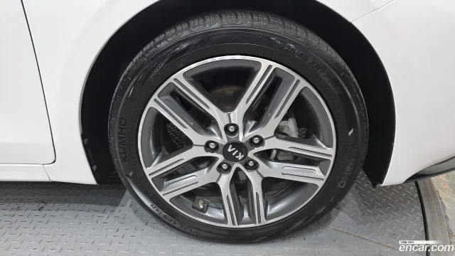 Kia Cerato (K3)