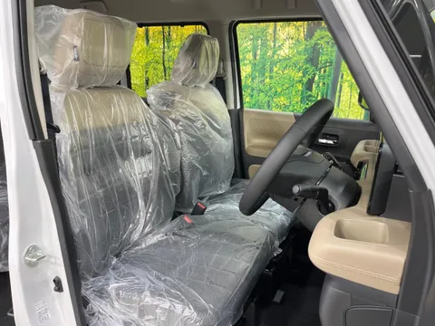Mitsubishi Delica Mini
