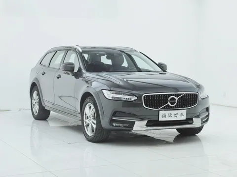Volvo V90