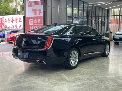 Cadillac XTS