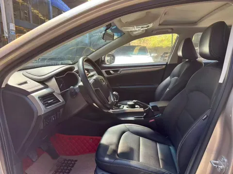 Geely Emgrand GL