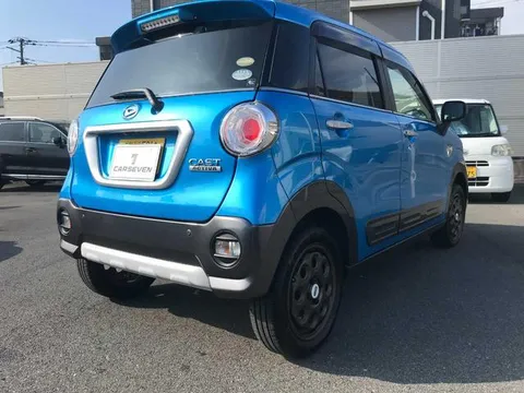 Daihatsu Cast