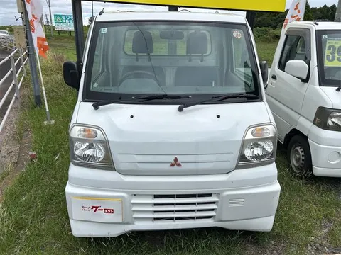 Mitsubishi Minicab Truck