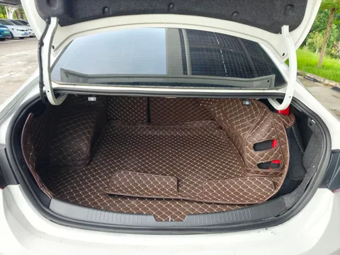 Chevrolet Malibu XL