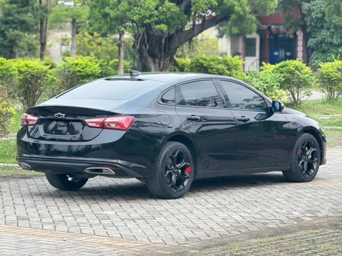 Chevrolet Malibu XL