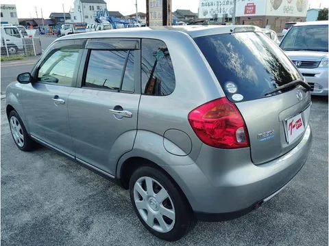 Mazda Verisa