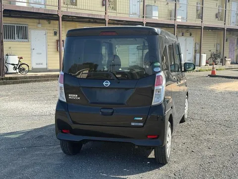 Nissan Dayz Roox