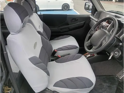 Mitsubishi Pajero JR