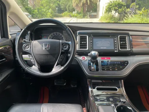 Honda Elysion