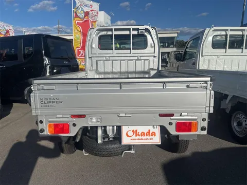 Nissan Clipper Truck