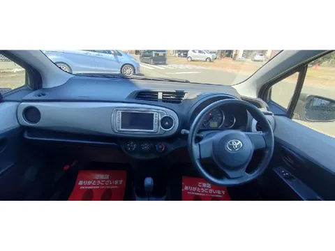 Toyota Yaris (Vitz)