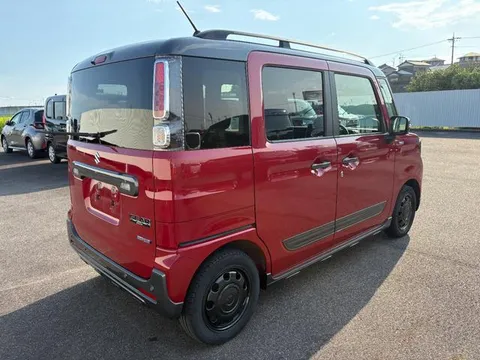 Suzuki Spacia Gear