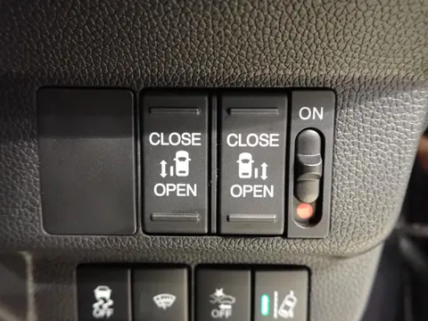 Honda Freed Plus